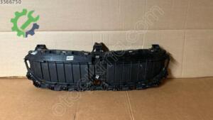 BMW G20 HAVA KANALI ÜST MOTORLU 51749465188
