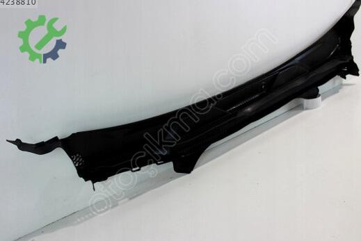 BMW 5 Serisi Cam Önü Izgarası 51717388714 çıkma parça