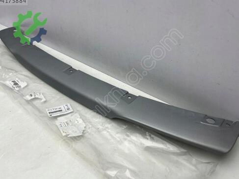 BMW X1 Tampon Izgara Çıtası 51112991406 çıkma parça