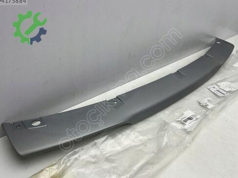 BMW X1 Tampon Izgara Çıtası 51112991406 çıkma parça
