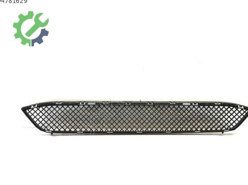 BMW X1 Tampon Izgarası 51117303752 çıkma parça
