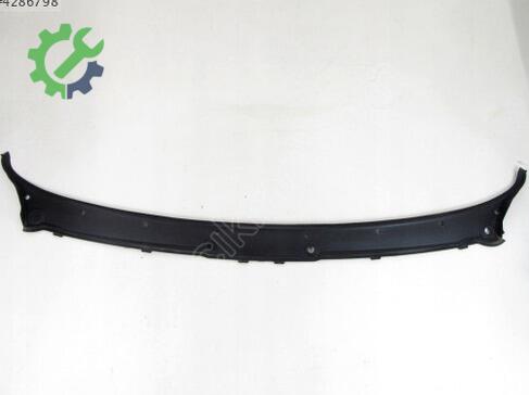 BMW X5 Cam Önü Izgarası çıkma parça