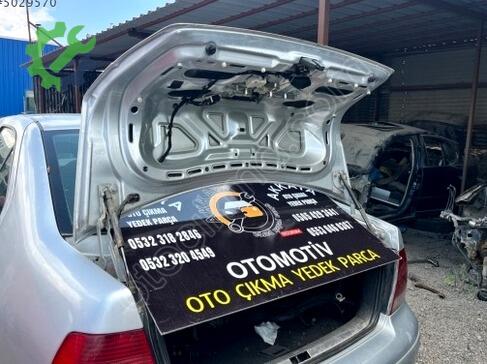 Volkswagen Bora Bagaj Kapağı çıkma parça