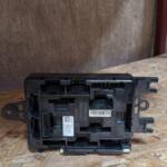 BMW F30 SİGORTA KUTUSU 926111103