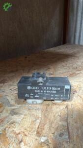 VOLKSWAGEN AUDİ FAN KONTROL ÜNİTESİ 1J0919506M