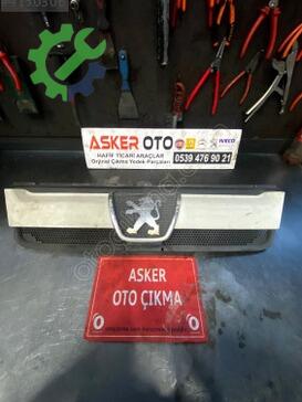 Peugeot Boxer Ön Panjur çıkma parça