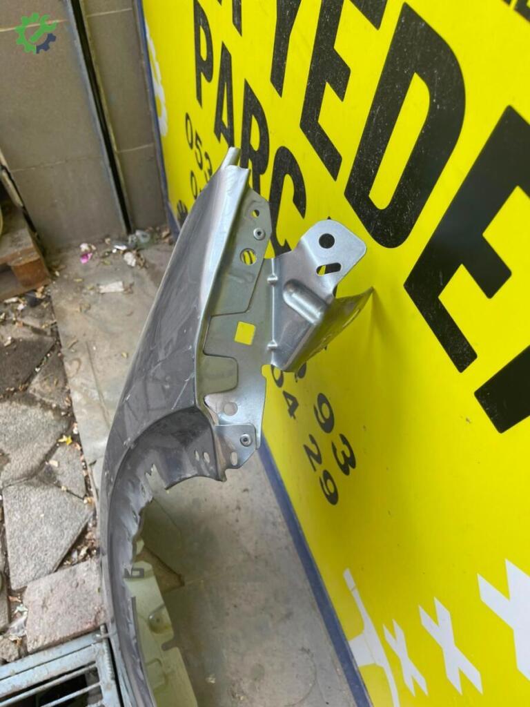 Opel Grandland Sağ Ön Çamurluk çıkma parça