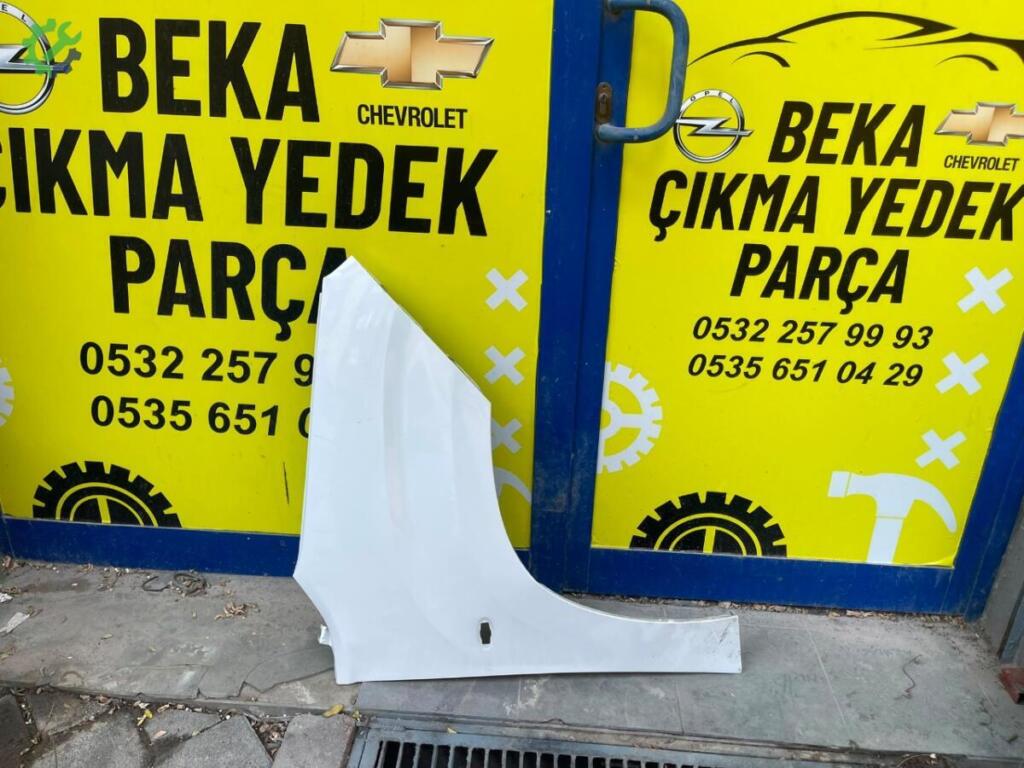 Opel Combo Sol Ön Çamurluk çıkma parça