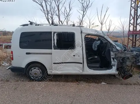 Volkswagen Caddy Sol Ön Kapı çıkma parça