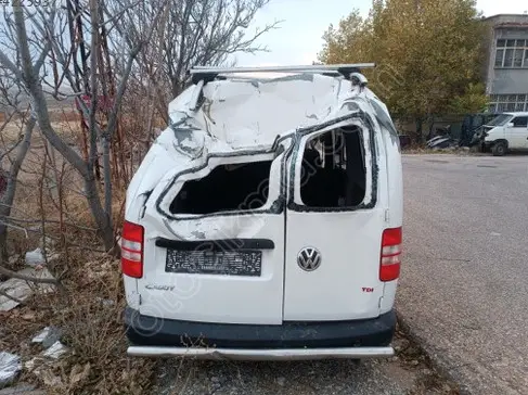 Volkswagen Caddy Sol Ön Kapı çıkma parça