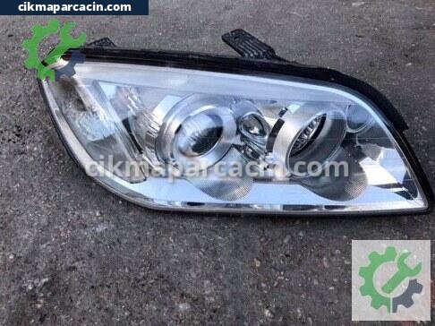 Chevrolet Captiva Sağ Ön Far çıkma parça