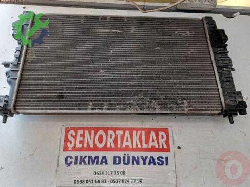 Chevrolet Cruze Su Radyatörü 13311079 çıkma parça