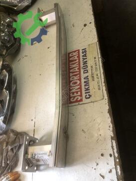 Citroen Berlingo Ön Tampon Demiri 7414YN çıkma parça