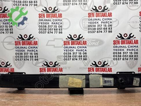 Citroen C4 Ön Tampon Demiri 7106C5 çıkma parça