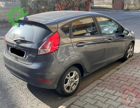 Ford Fiesta Kaput çıkma parça