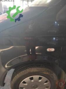 Çıkma T5 sol ön çamurluk siyah boyasız