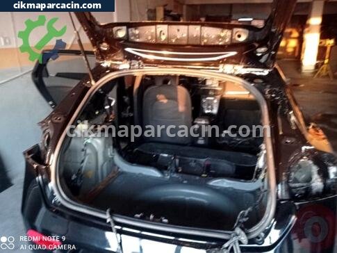 Volvo V40 Bagaj Kapağı çıkma parça
