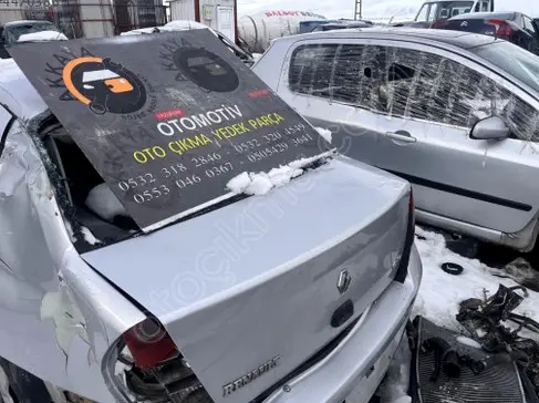 Renault Clio Bagaj Kapağı çıkma parça