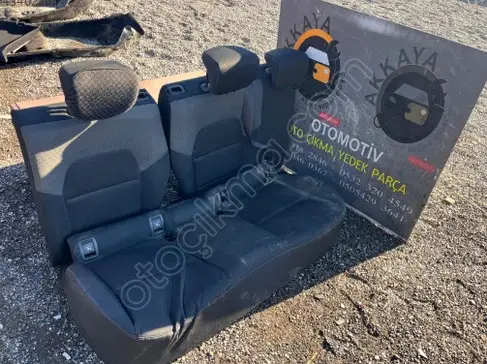 Renault Clio Arka Koltuk çıkma parça