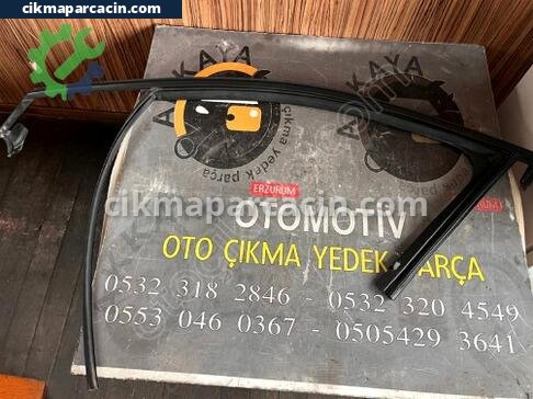 Renault Clio Cam Fitili çıkma parça