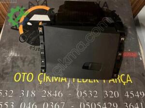 Clio 5 Torpido Kapağı Orjinal Çıkma