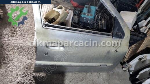Renault Clio Sağ Ön Kapı çıkma parça