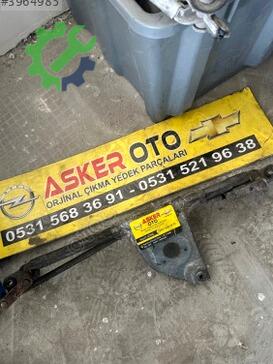 Opel Combo Ön Silecek Mekanizması çıkma parça