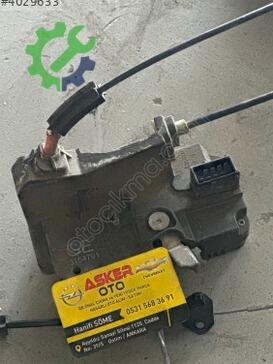 Opel Combo Sol Ön Kapı Kilidi çıkma parça