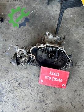 Opel Corsa Manuel Şanzıman çıkma parça