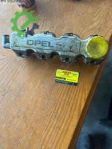 Opel Corsa b 1.6 8 valf külbirötör kapağı
