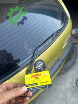 Opel Corsa Silecek Kolu çıkma parça