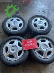 Opel Corsa b jant takımı çelik 14 inc
