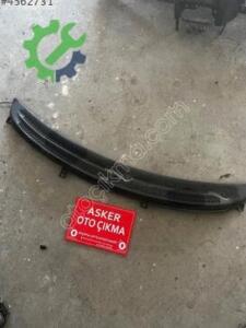 Opel Corsa b ön cam ızgarası dış