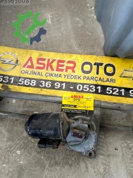 Opel Corsa Ön Silecek Motoru çıkma parça