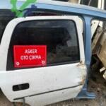 Opel Corsa B sağ arka kapı camı