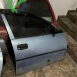 Opel Corsa b sağ ön kapı