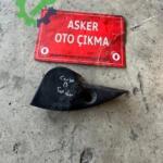 Opel Corsa b sağ ön kapı iç üçgeni