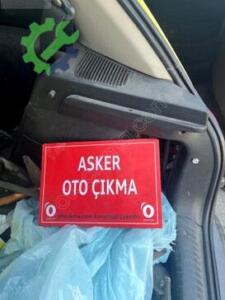 Opel Corsa b sağ Pandizolt plastikini