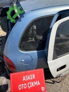 Opel Corsa b sağ sol arka çamurluk kelebek camı depo kapağı