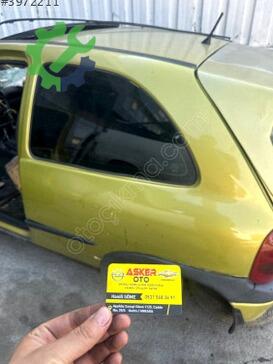Opel Corsa Sol Arka Çamurluk çıkma parça