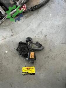 Opel Corsa b sol ön cam motoru