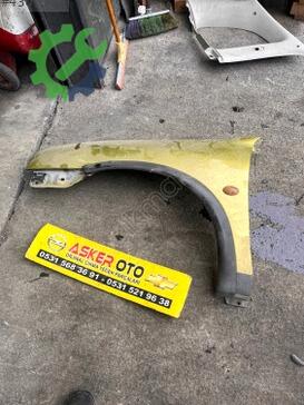 Opel Corsa Sol Ön Çamurluk çıkma parça