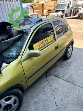 Opel Corsa Kapı çıkma parça