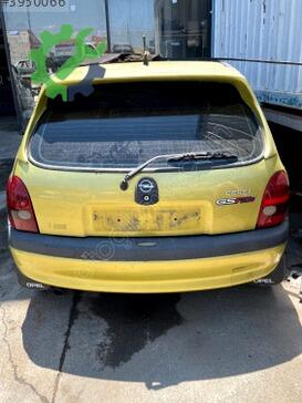 Opel Corsa Bagaj Kapağı çıkma parça