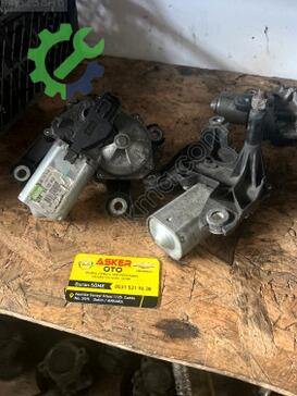 Opel Corsa Arka Cam çıkma parça