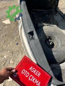 Opel Corsa c bagaj kapa kilit plastiktigi