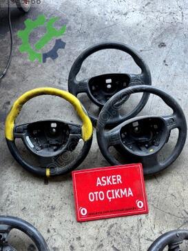 Opel Corsa Direksiyon Simidi çıkma parça