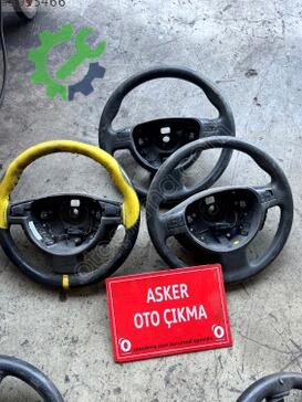 Opel Corsa Direksiyon Simidi çıkma parça