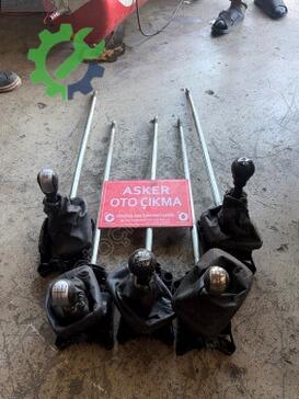 Opel Corsa Vites Kolu çıkma parça