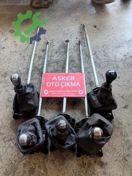 Opel Corsa Vites Kolu çıkma parça